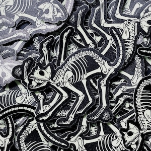 Skele-Cat Vinyl-Aufkleber, Halloween-Skelett Gruselige Horror-Katzen-Kunst-Schwarzweiss-makabere Aufkleber