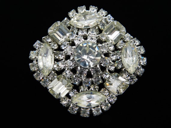 Rhodium and Clear Rhinestone Diamond Shaped Brooc… - image 4