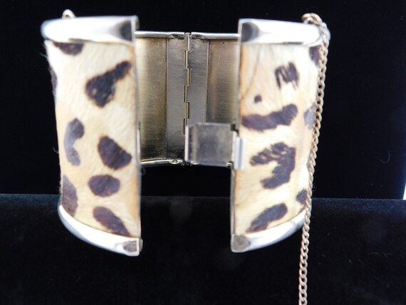 1950's-60's Leopard Print Hinged Cuff Bracelet! - image 4