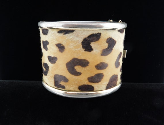 1950's-60's Leopard Print Hinged Cuff Bracelet! - image 2