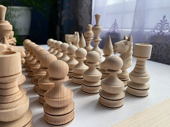未完成の木製チェス駒セット：手彫り、未塗装（32+2） - Etsy 日本