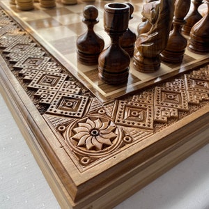 Hand carved chess set, Large folding board, Walnut Chessboard Backgammon set, Travel chess&backgammon board