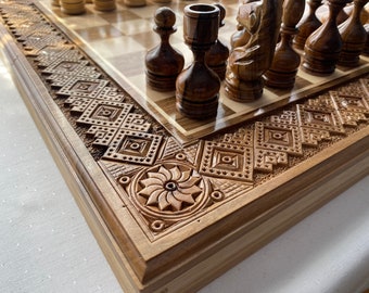 Hand carved chess set, Large folding board, Walnut Chessboard Backgammon set, Travel chess&backgammon board