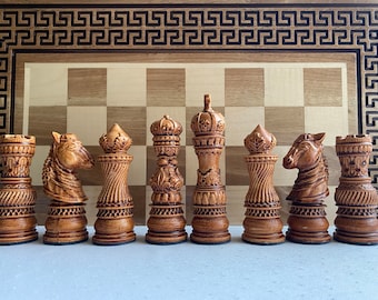 Houten schaakset: groot opvouwbaar bord, gesneden schaakstukken (20 inch)