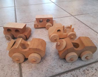 Lot of 5 wooden toy cars