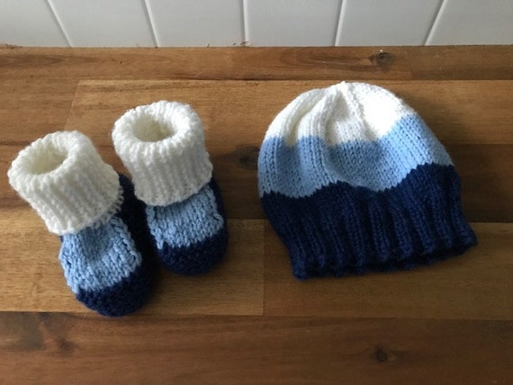 Beanie & Bootees SET 3-4 Months 100% Wool, Hand Knitted, Unsiex Baby Clothes, Baby Shower Gift