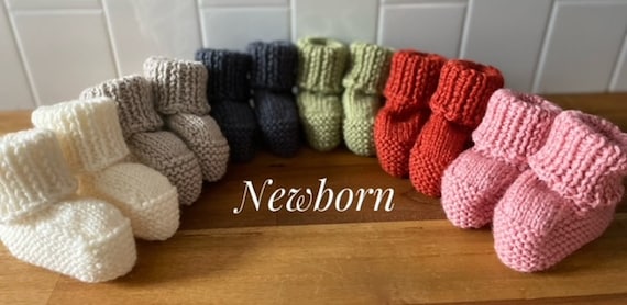 Baby Booties 0-3 Months (8cm Sole) 100% WOOL, hand knitted, baby clothes