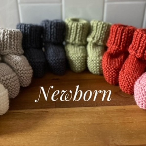 Baby Booties 0-3 Months (8cm Sole) 100% WOOL, hand knitted, baby clothes