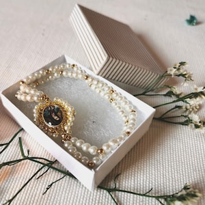 Pulsera de Perlas Virgen de Guadalupe, Joyería Mexicana
