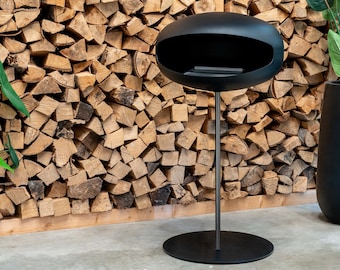 La Fuego – Atlas Slim | Freistehender Bio-Ethanol-Kamin mit schlankem schwarzen Standfuß | Rauchfrei & stilvoll