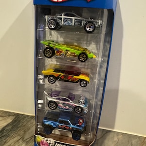 Hot Wheels Cars Easter Eggs-Treme 5-Pack – Limited Edition Die-Cast Set