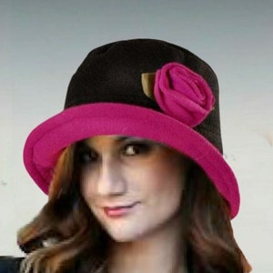 Foldable fleece Brim Hat that flips