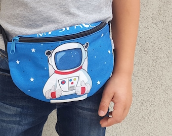 Astronaut Children's Fanny Pack,Birthday Gift, Space Belt Bag, Christmas Gift, Kids Waist Bag