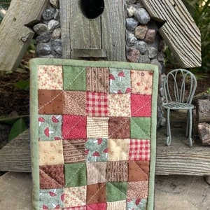 Doll or Fairy House Miniature Quilt