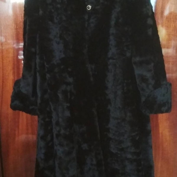 Vintage Women's  Sheepskin Black Long Fur Coat