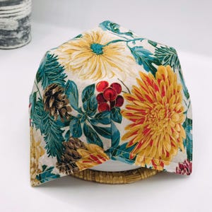 Microwave Soup Bowl Cozy, Reversible, Holiday Festive Dahlias Best Gift Idea
