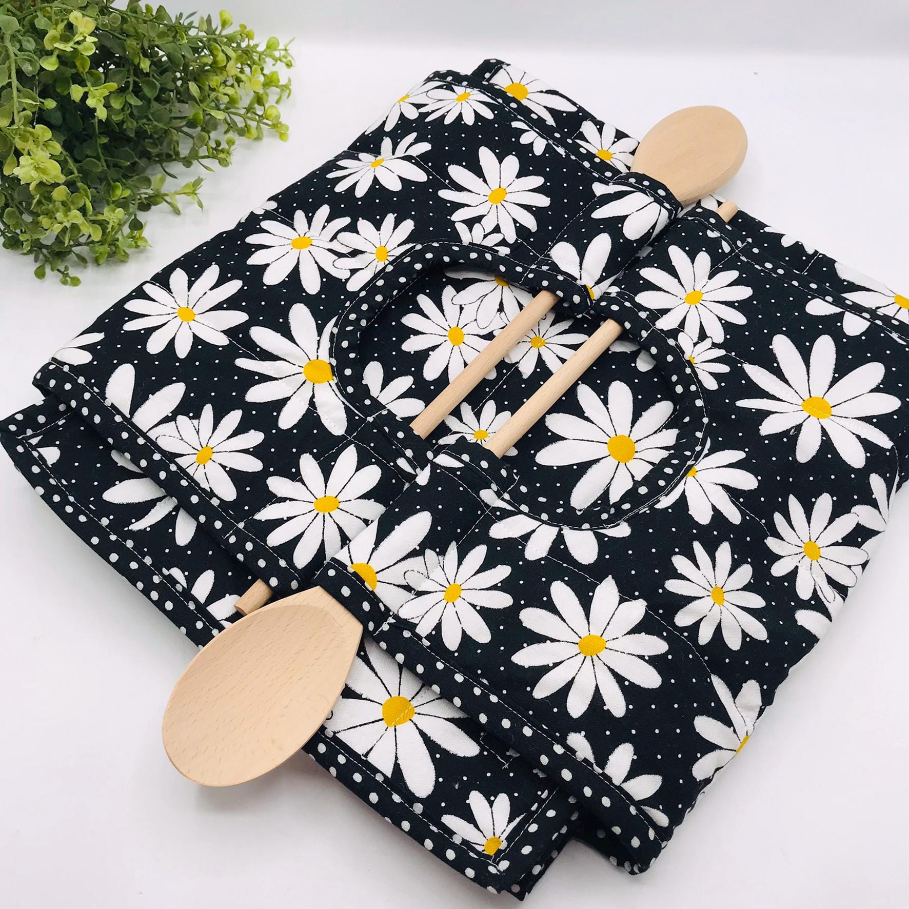 Casserole Carrier w Wooden Spoons Homespun Black White Floral For 9x13 or 8x8 Pan