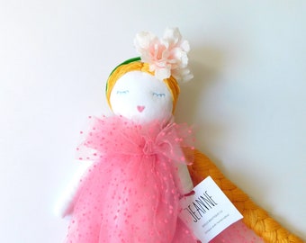 muñeca de trapo bailarina