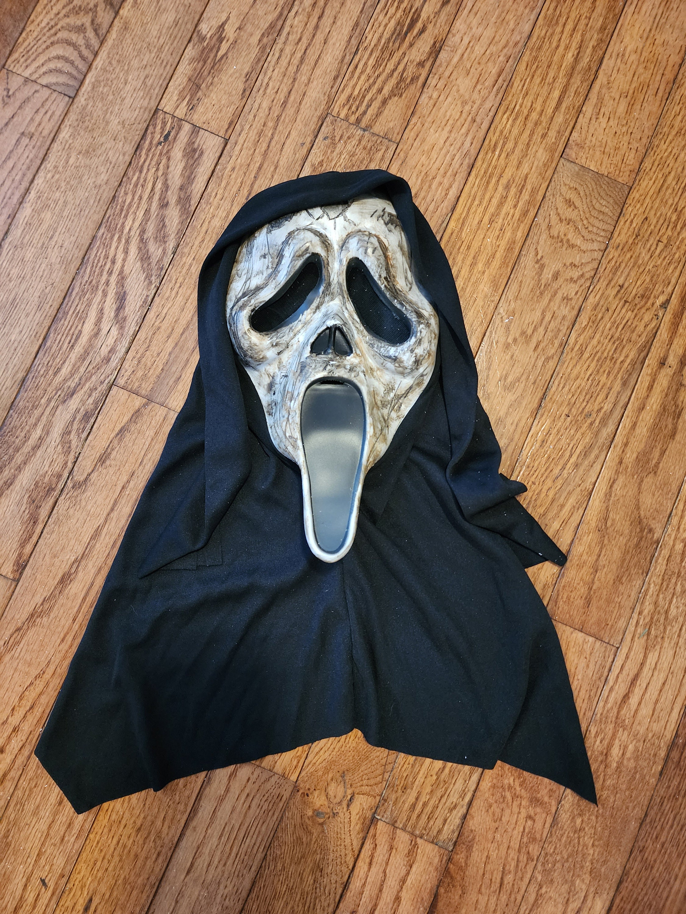 Dropship Adult Scream Costume With Latex Mask Halloween Cosplay Horror  Ghost Face Costume Scary Tricky Funny Costume Accessories Props to Sell  Online at a Lower Price