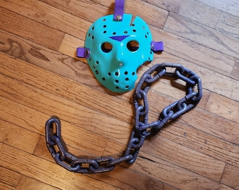 Friday The 13th Part 7 Jason Mask & Chain - Nintendo NES Retro 8-Bit Cosplay