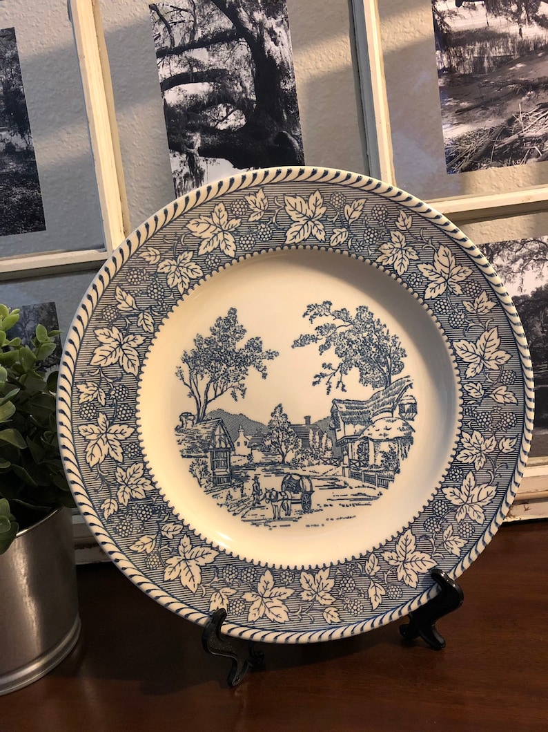 Homer Lauphlin home decor Startwood Collection decorative plate VINTAGE shakespeare Country dinner plate