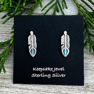 Kleine Sterling Silber türkis Feder Ohrstecker, Schmuck Geschenk, chirurgischem Stahl Stift,