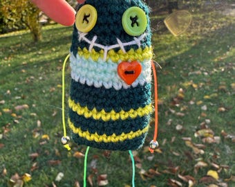 Llavero de punto "Raro" | Regalo divertido | Hecho a mano | Llavero suave con personaje | Souvenir hecho a mano