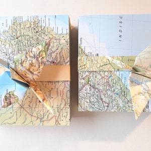 20 solid maps origami paper sheets 15 x 15 cm Origami from old maps Map origami image 3