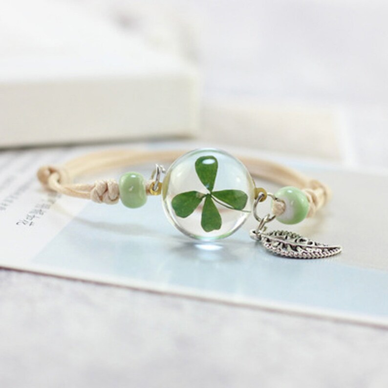 Bracelet clover with sheet