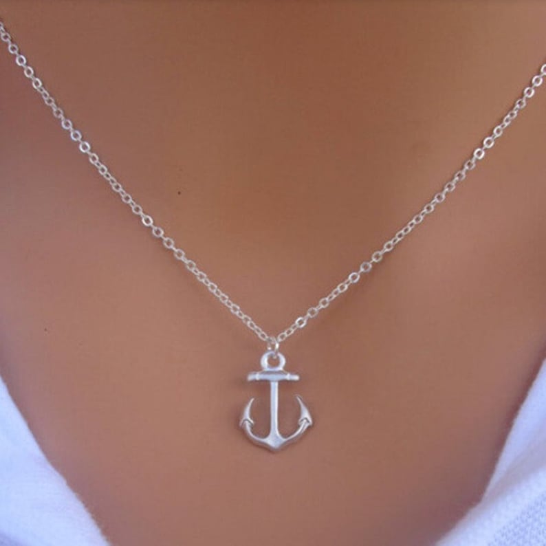 Silver Chain Anchor Minimalist