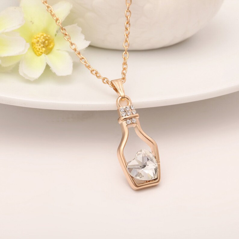 Silver Chain Heart in Bottle-White