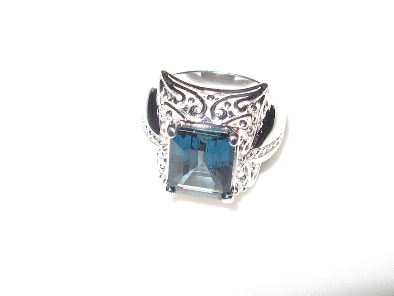 Womens Art Deco Size 7 Blue Topaz and Sterling Silver Ring Vintage QVC