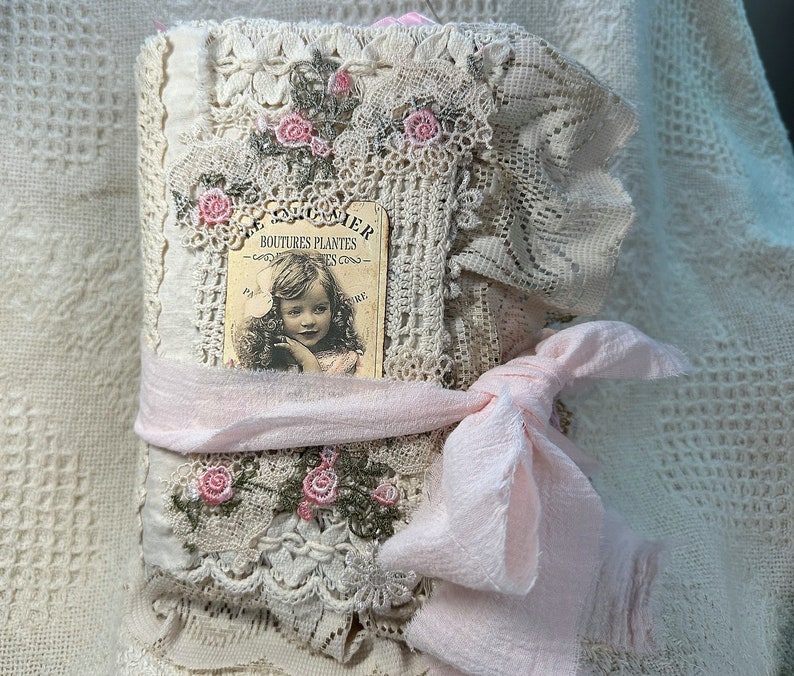 SHABBY CHIC VINTAGE Looking Junk Journal, 70 Beautifully Embellished