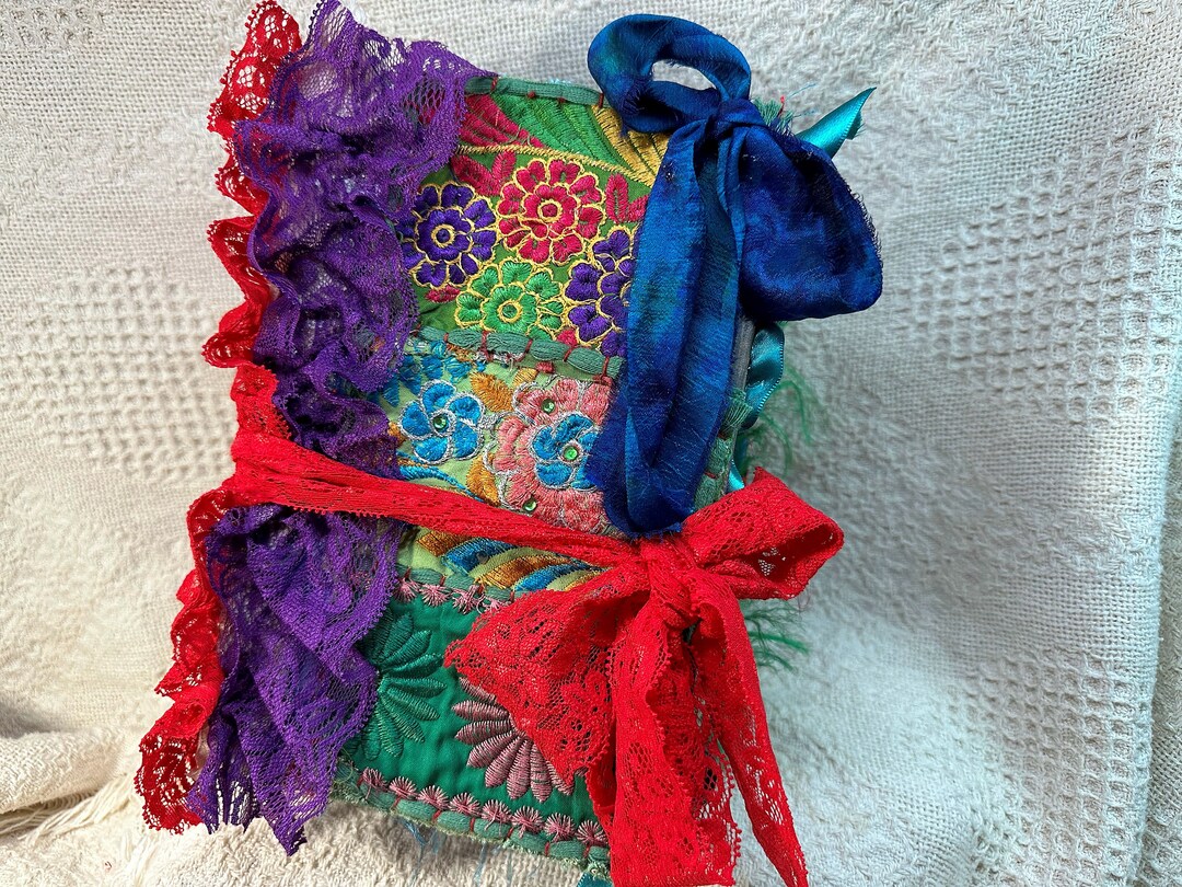 BOHEMIAN Junk Journal, BEAUTIFUL and GORGEOUS, Very Detailed Page ...