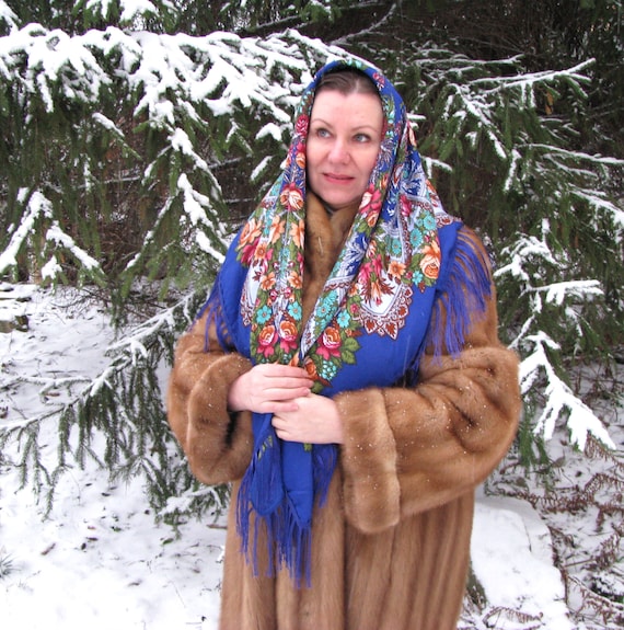 Blue Pavlovo Posad head scarf for women Ukrainian 