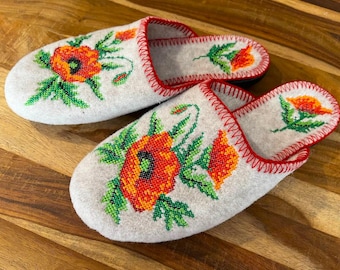 Embroidered felt home slippers for women, Warm house shoes with poppies design, all sizes