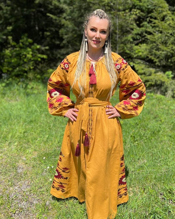 maxi dresses for women with sleeves 10 Amazon Fall Maxi Dresses Guests Can Wear to Weddings