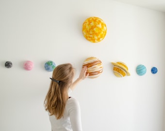 Christmas Felt Solar System Wall Decor • 3D Felt Planets for Nursery • Montessori Space Gift