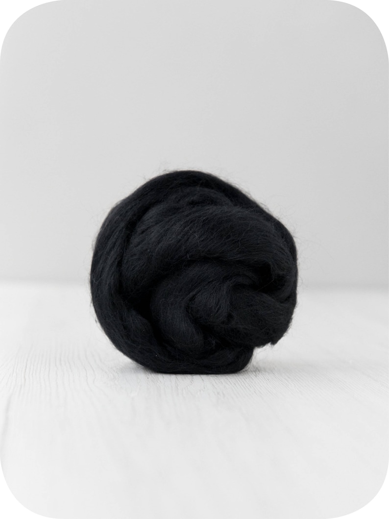 about 19 microns wool top Extra fine merino 4 oz DyeingHouseGallery DHG Color: DARK combed sliver