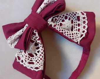 Lazo para la cabeza estilo Gothic Lolita hecho a mano: Encaje color vino tinto y blanco roto