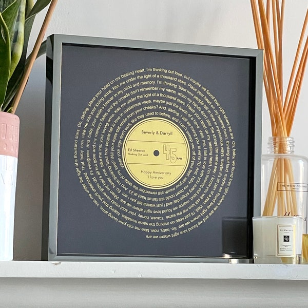 Vinyl Song Lyrics Metallic Print | Affiche personnalisée Gold Foil Record pour anniversaire, couple, mariage, cadeau d’anniversaire | Non encadré ou encadré