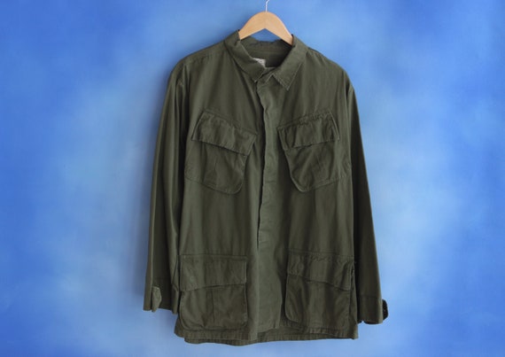 VINTAGE 1970s POPLIN ARMY \\ green army jacket | m