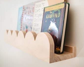 Wall Scallop shelf - Wooden scalloped bookshelf, Arch Bookshelf, Picture Ledge, Gift for New Mum, Nursery Book Shelves, Floating bookshelves