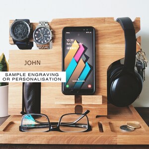 Personalised Apple Watch Docking station with headphone holder Hardwood Docking Station, Father's Day Gift, Apple watch dock, Gift for Dad image 4