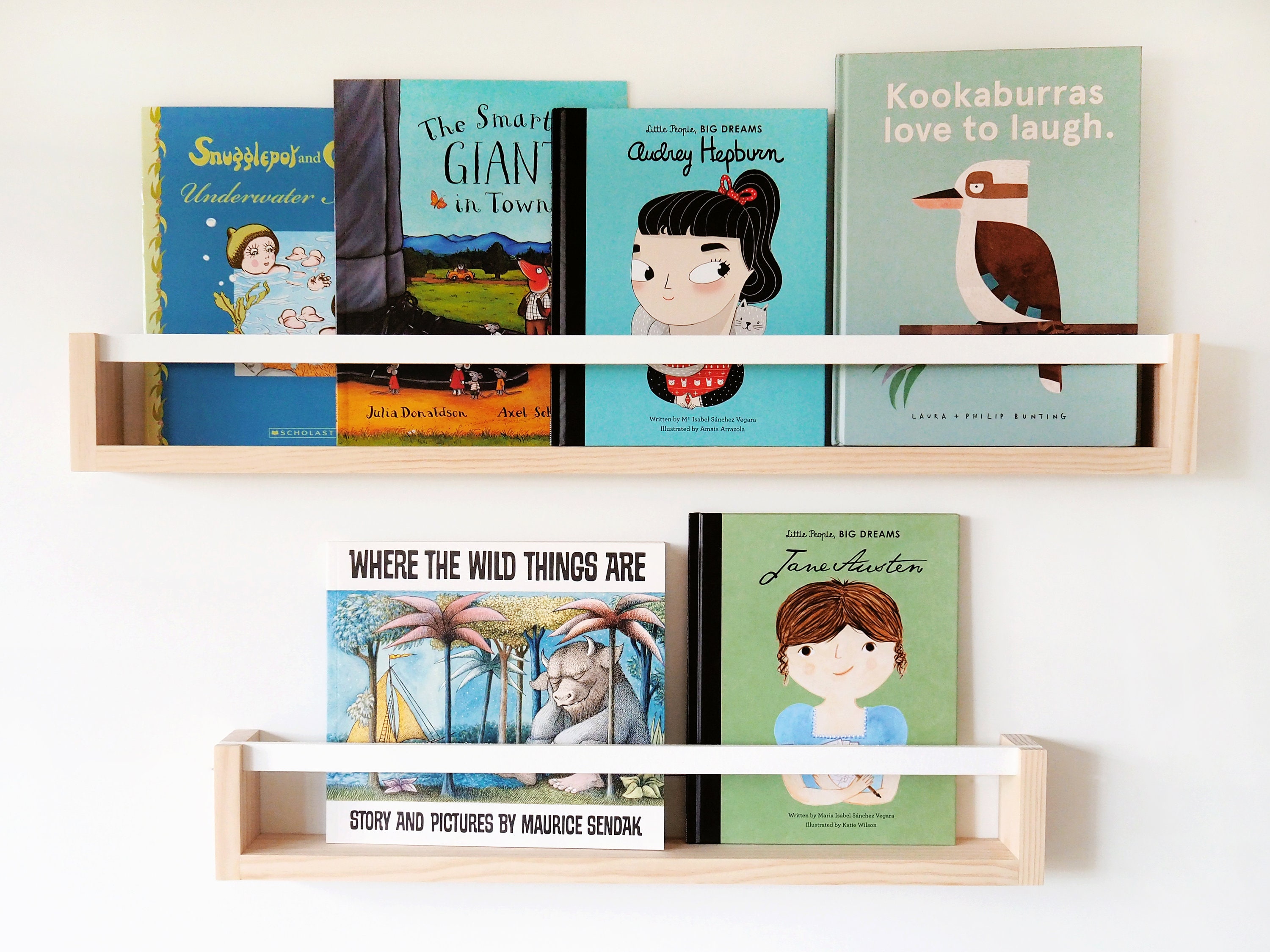 wall bookshelf for nursery