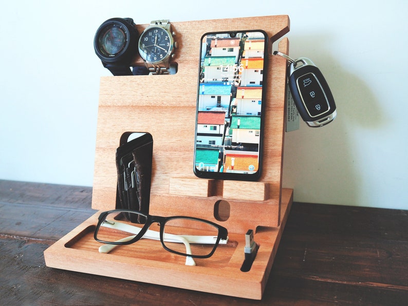 Compact Wooden Docking Station - Father's Day Gift, Personalised Gift for Him, Birthday Gift, Wooden Anniversary Gift, Fathers Day Gift 