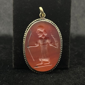 Beautiful Antique Near Eastern Silver Pendant With Intaglio King Carnelian Stone