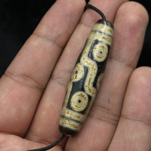 Alte 9-Augen Achat Dzi Perle, seltenes Indo Tibetisches Amulett