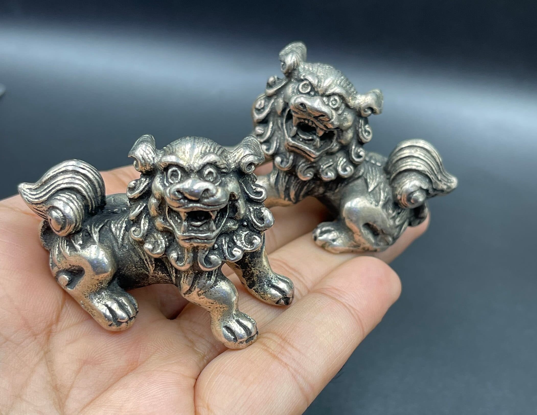 Tibetan Antique Bronze Silver Plated Antique Guardian Lion Foo Fu Door Dog Pair Statue