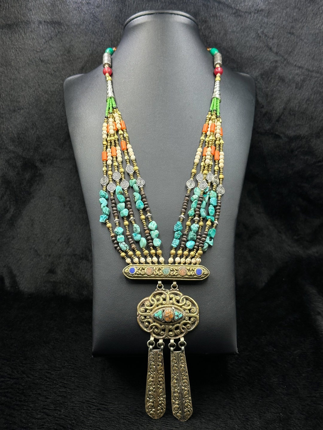Lot De 3 Colliers Tibétains - Corail, Turquoise Et Lapis - 30€ Pièce